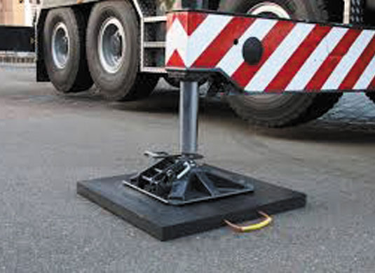 HDPE&UHMWPE outrigger pad (2)